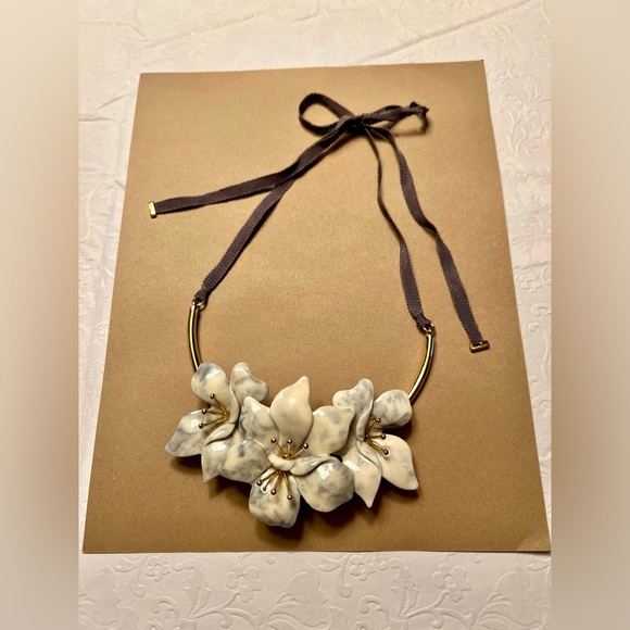 BaubleBar Floral Necklace with Gold and Cream Accents - Picture 3 of 9